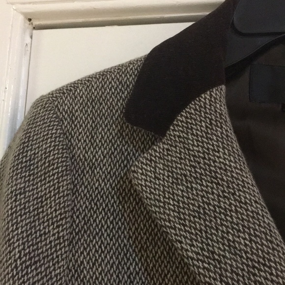 K-brand blazer size 6 never worn. Thick fabrics - Picture 2 of 5